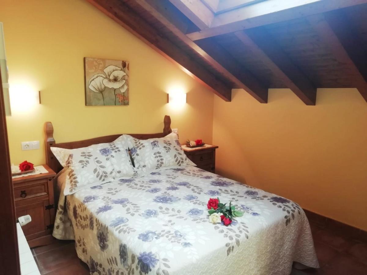 Onís Apartamentos Rurales La Vina מראה חיצוני תמונה