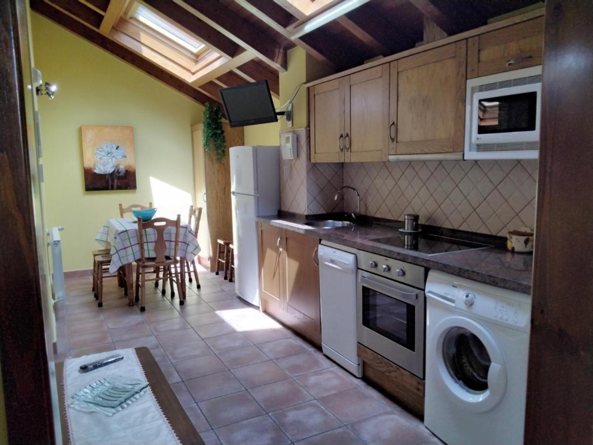 Onís Apartamentos Rurales La Vina מראה חיצוני תמונה