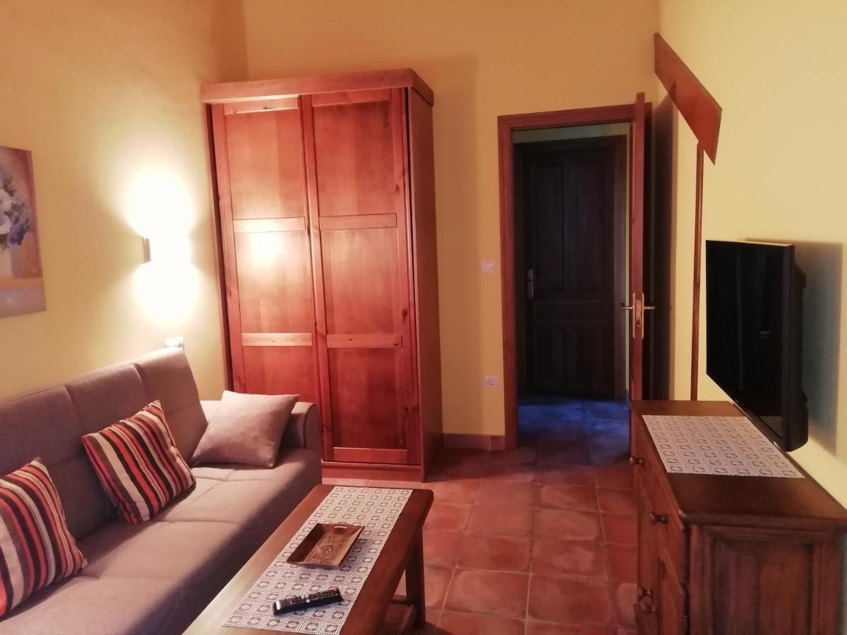 Onís Apartamentos Rurales La Vina מראה חיצוני תמונה