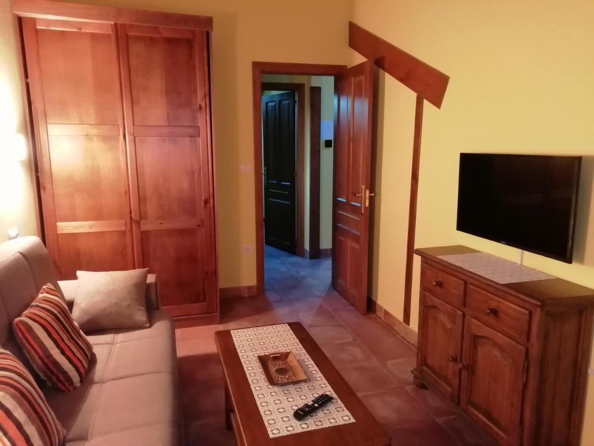 Onís Apartamentos Rurales La Vina מראה חיצוני תמונה
