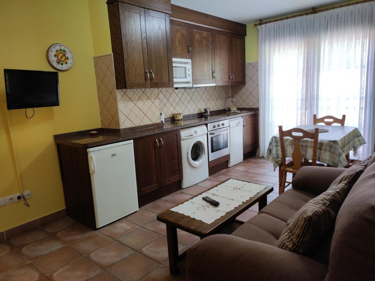Onís Apartamentos Rurales La Vina מראה חיצוני תמונה