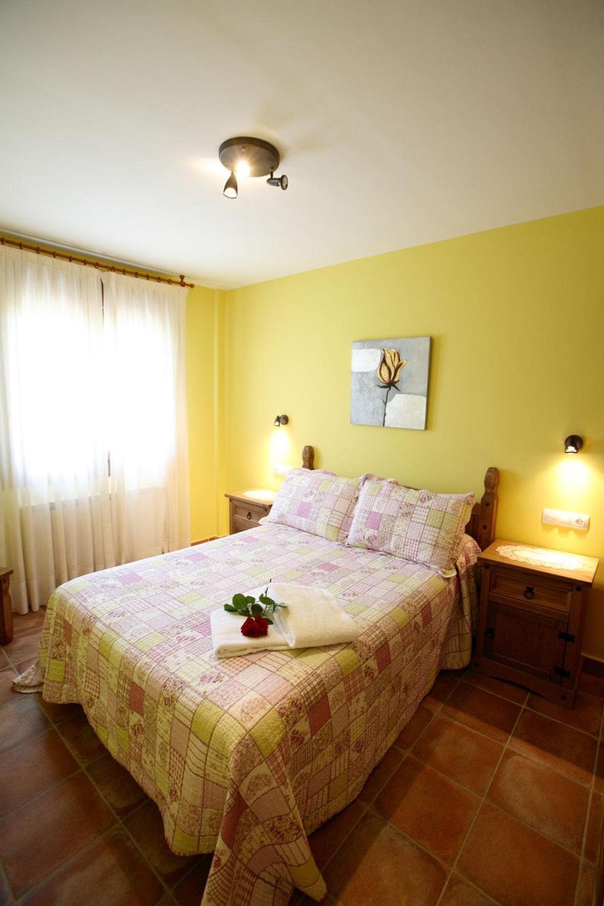 Onís Apartamentos Rurales La Vina מראה חיצוני תמונה